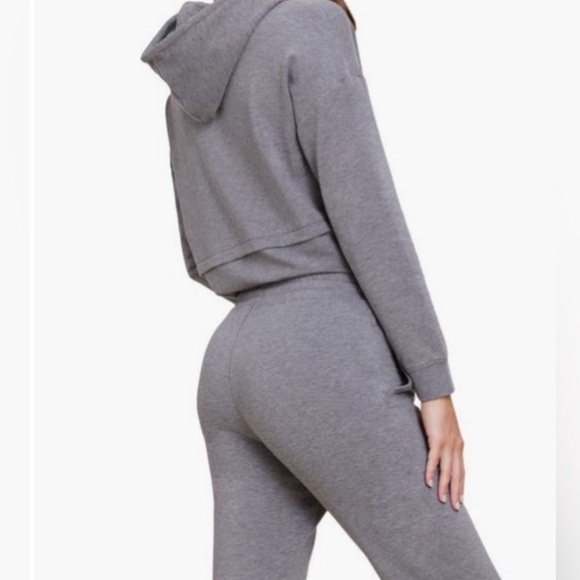 Barefoot dreams heather gray anorak luxe lounge sweatshirt - Picture 5 of 7